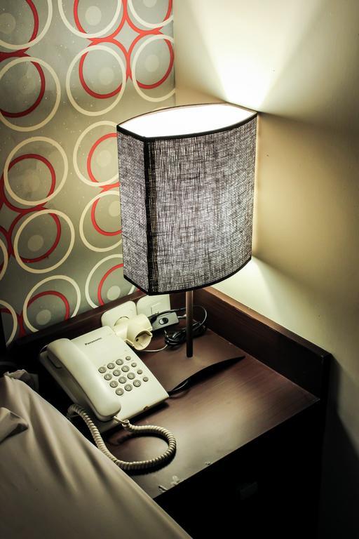 Vindhika Hotel Makassar Dış mekan fotoğraf