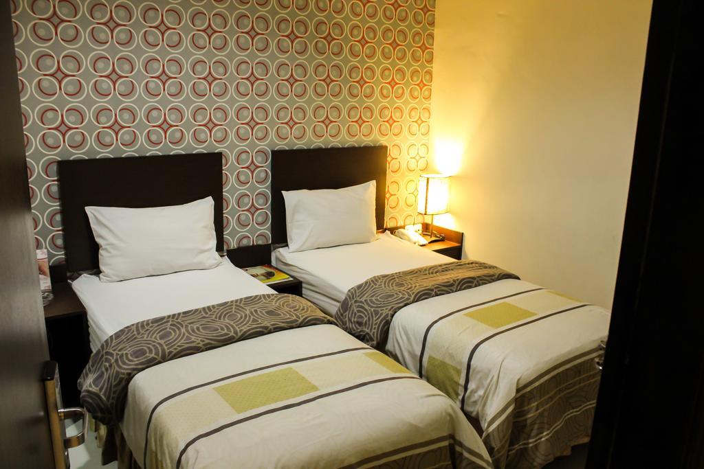 Vindhika Hotel Makassar Dış mekan fotoğraf